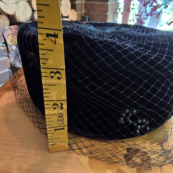 Vintage Black Pillbox Style Hat with Beadwork & Tulle - Picture 8 of 11